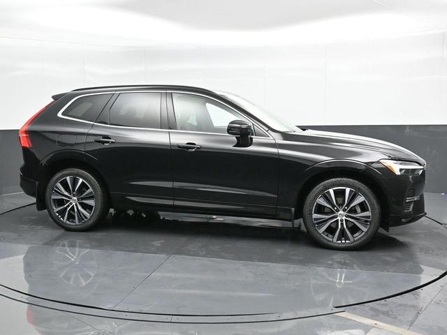2022 volvo xc60 b5 momentum