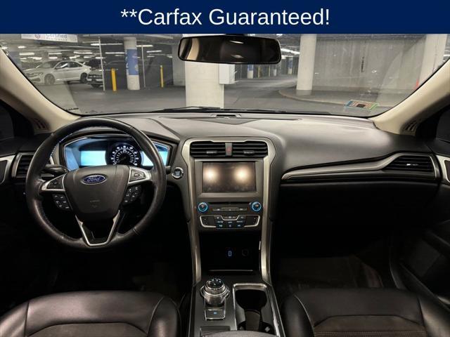 2017 ford fusion se