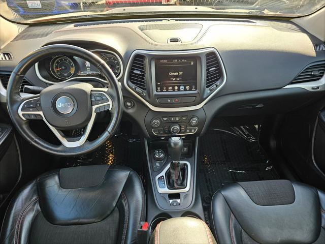 2016 jeep cherokee trailhawk