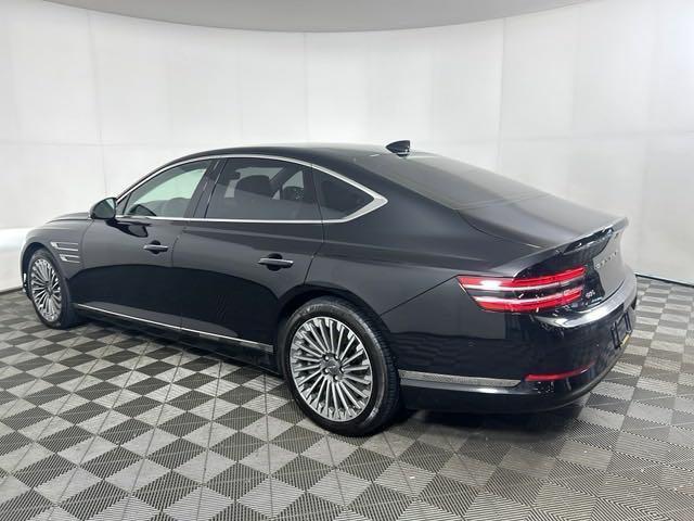 2023 genesis electrified g80 base