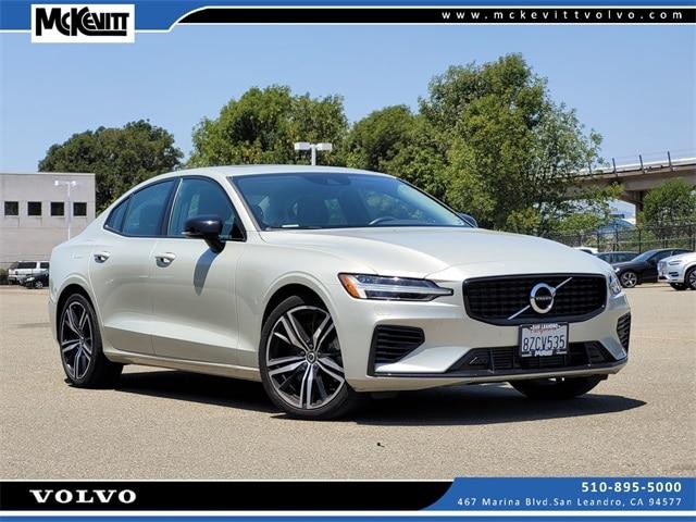 2022 volvo s60 recharge plug-in hybrid t8 r-design expression