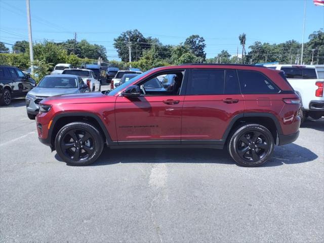 2023 jeep grand cherokee altitude