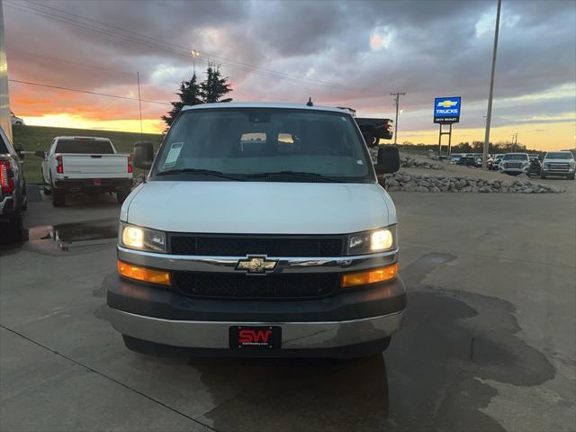 2020 chevrolet express 3500 rwd 3500 extended wheelbase lt