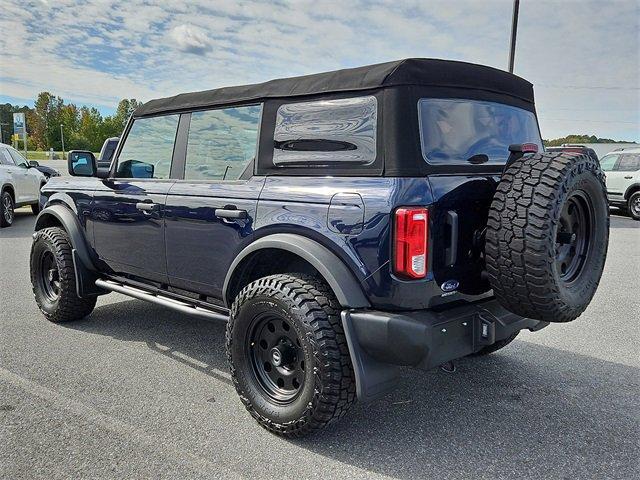 2021 ford bronco base