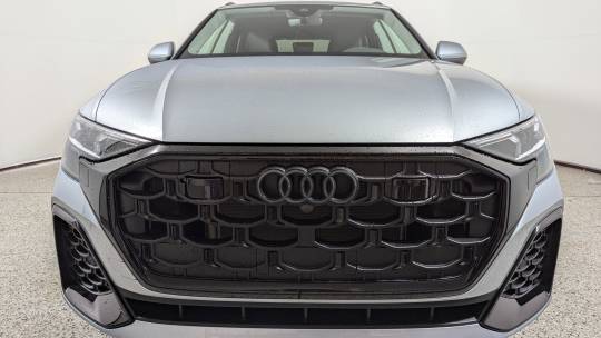 2025 Audi Q8