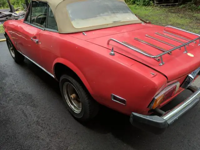1976 fiat spider 124 1800 convertible runs for restore - runs well - solid car