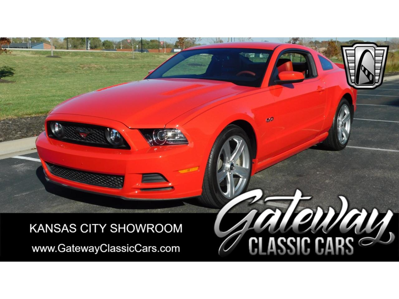 2013 ford mustang