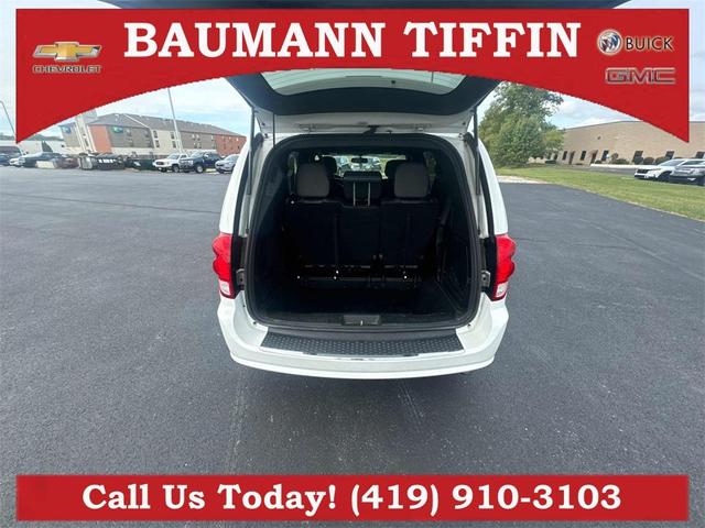 2017 dodge grand caravan gt