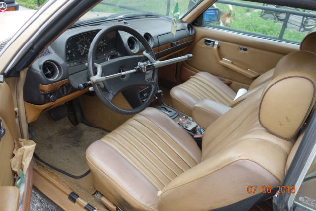 1982 mercedes benz 300cd coupe