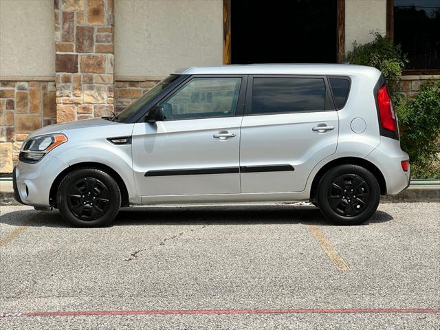 2013 kia soul base