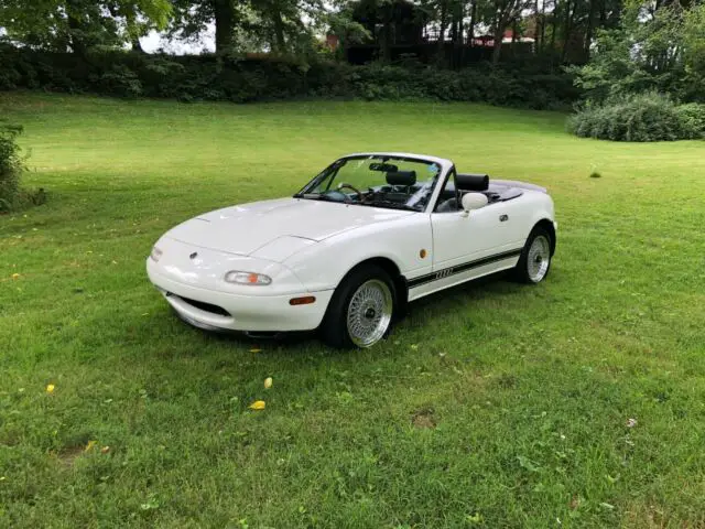 1991 eunos roadster - right hand drive