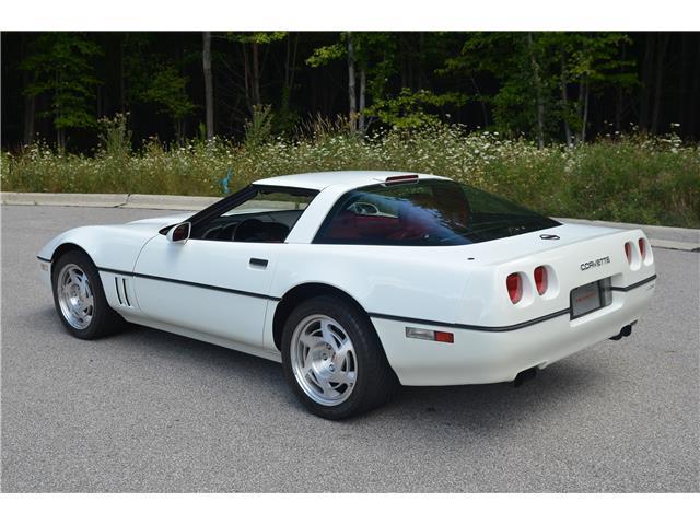 1990 corvette zr1 white/red 17,100 original miles