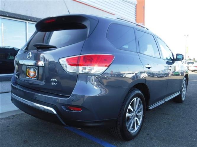 used 2013 nissan pathfinder sv bismarck, nd 58504 for sale in bismarck, north dakota