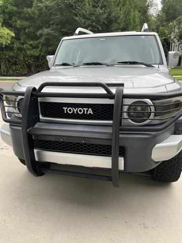 2010 toyota fj cruiser base
