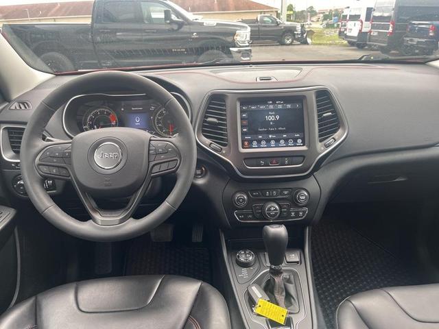 2021 jeep cherokee trailhawk
