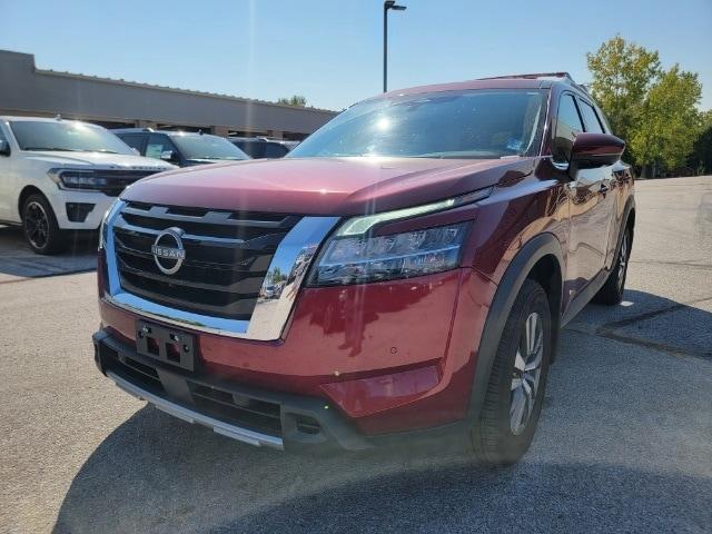 2023 nissan pathfinder sl