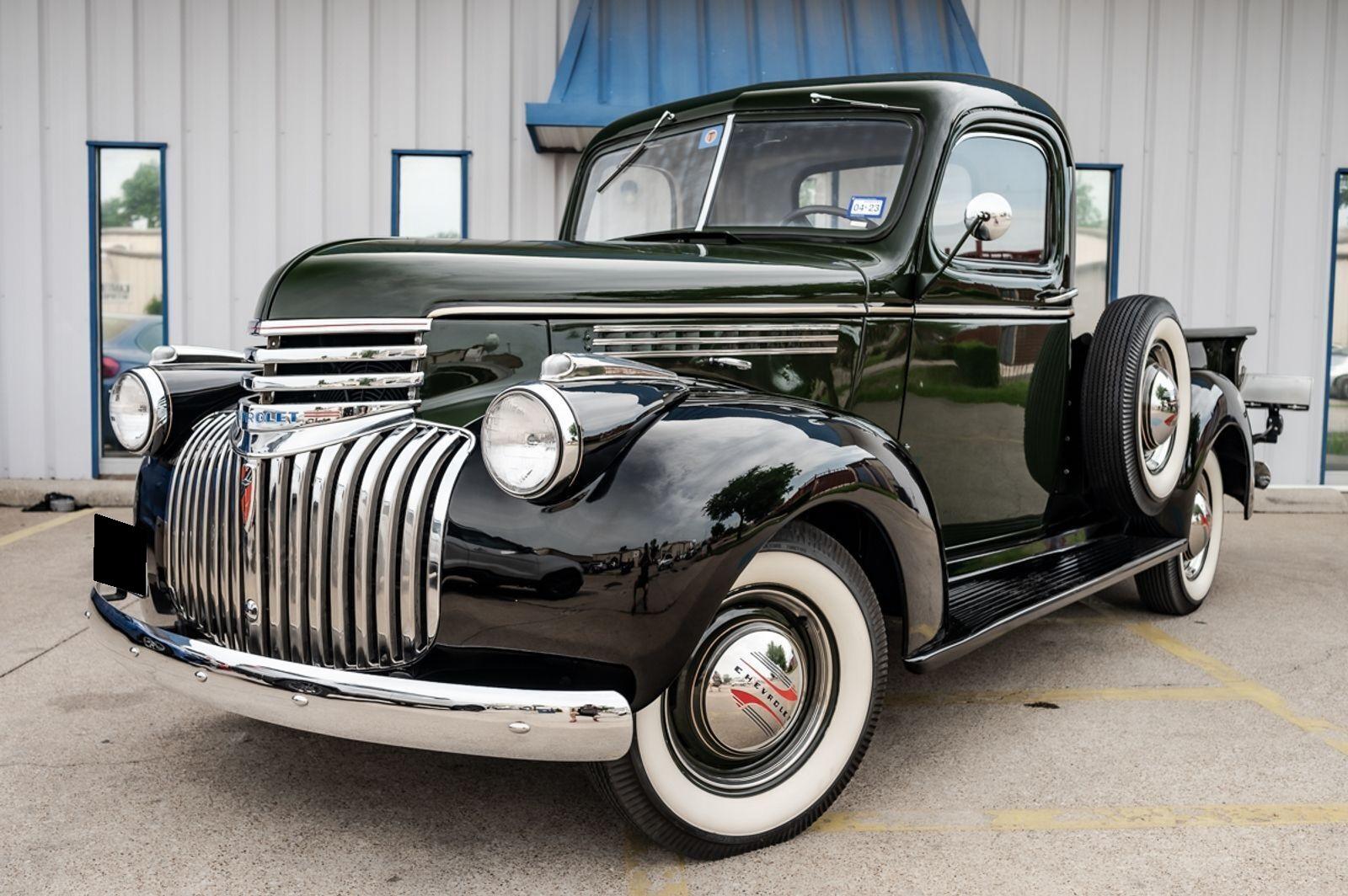 1946 chevrolet 3500 green pickup manual!