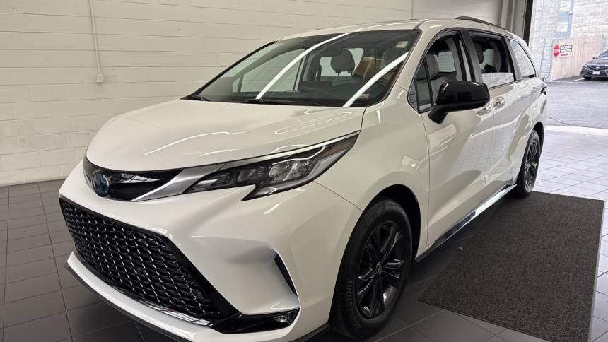 2024 toyota sienna xse 7-passenger