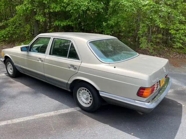 1985 mercedes-benz 380se sedan brown rwd automatic se