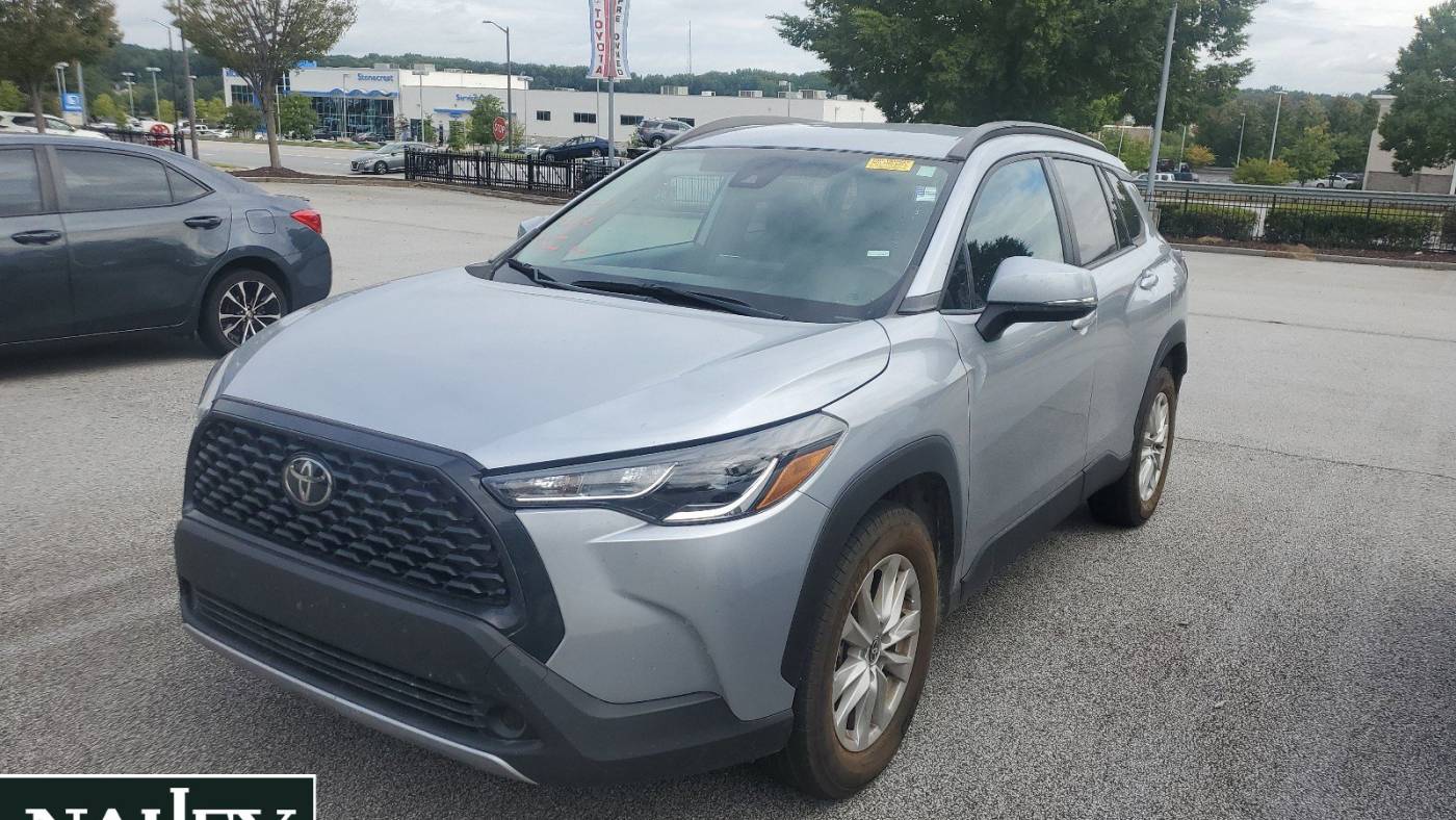 2022 toyota corolla cross le