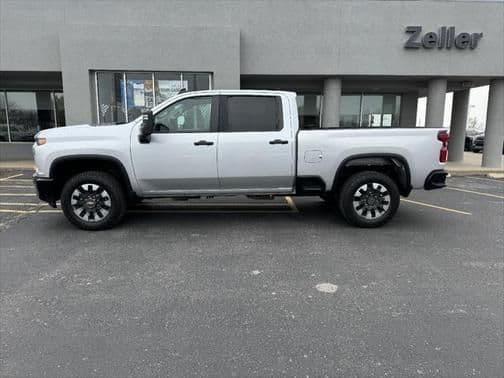 2021 chevrolet silverado 2500 custom in arkansas city, kansas