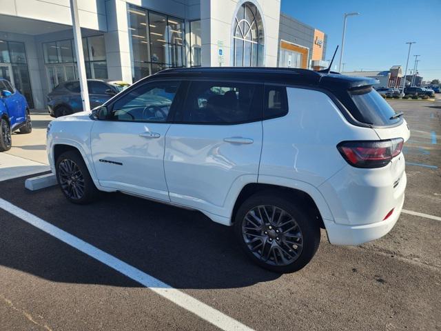 2022 jeep compass high altitude