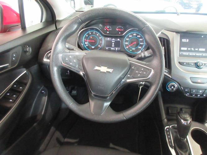 used 2017 chevrolet cruze lt sedan green bay, wi 54303 for sale in green bay, wisconsin