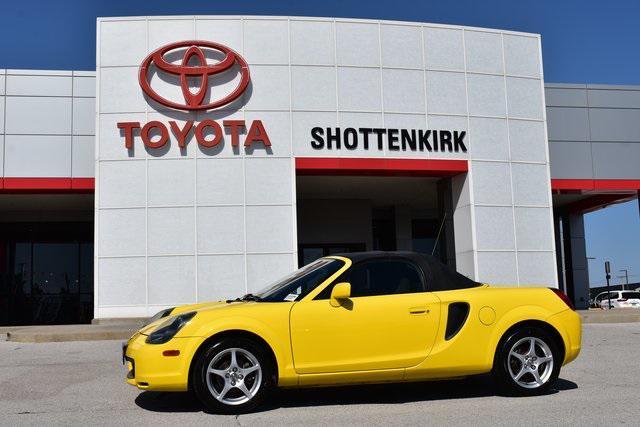 2001 toyota mr2 base
