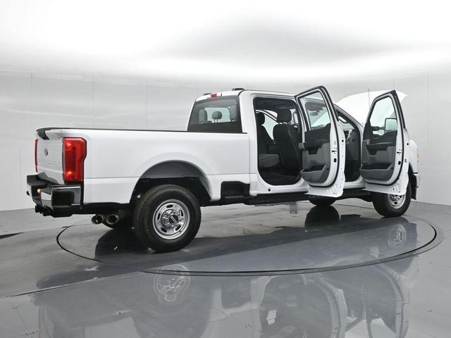 2023 ford f-350 xl