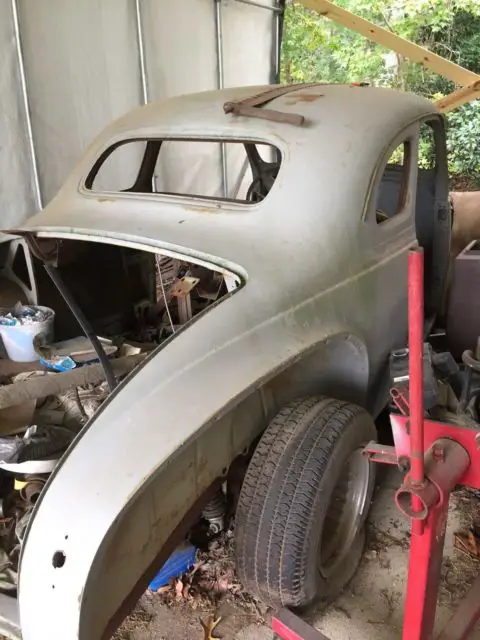 1940 plymouth replica street rod
