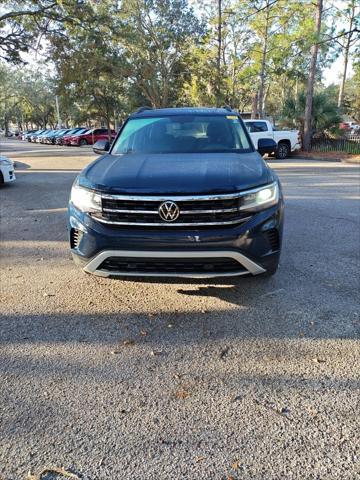 2022 volkswagen atlas 3.6l se w/technology