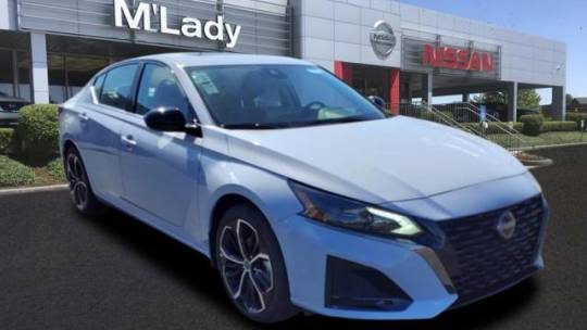 2025 Nissan Altima