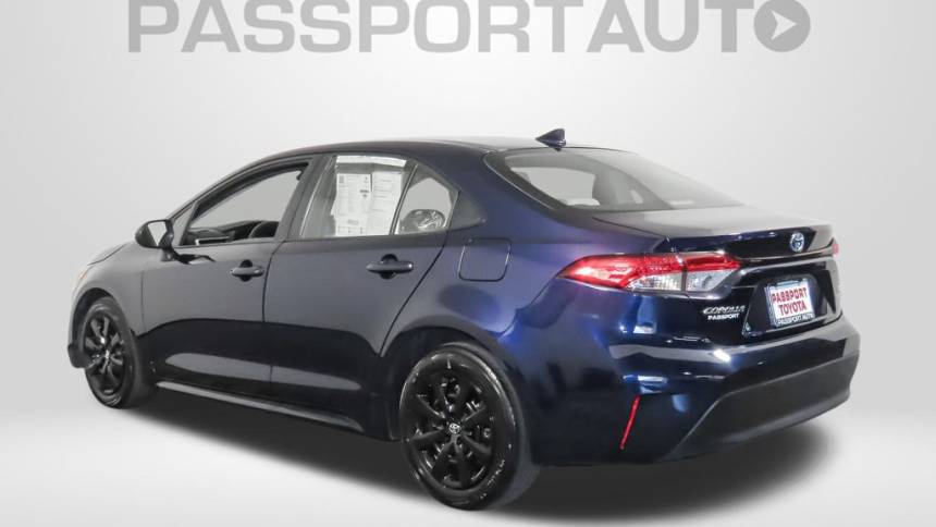 2023 toyota corolla hybrid le