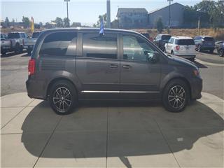 2016 Dodge Grand caravan r/t