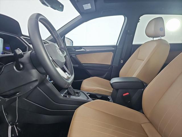2023 volkswagen tiguan 2.0t se r-line black
