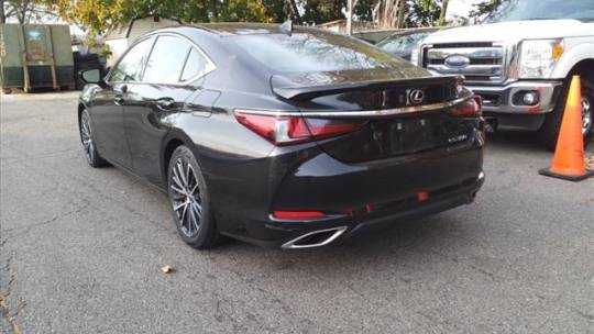 2022 Lexus ES