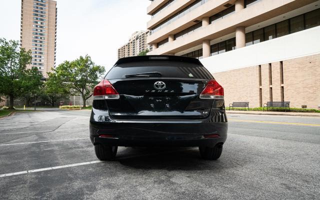 2013 toyota venza le