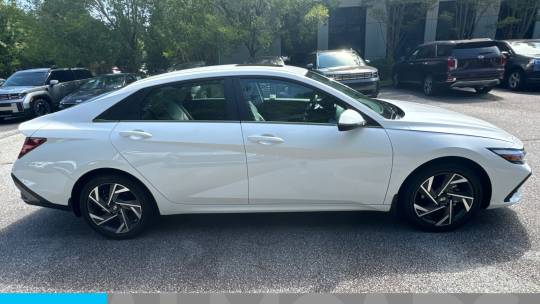 2024 Hyundai Elantra hybrid limited