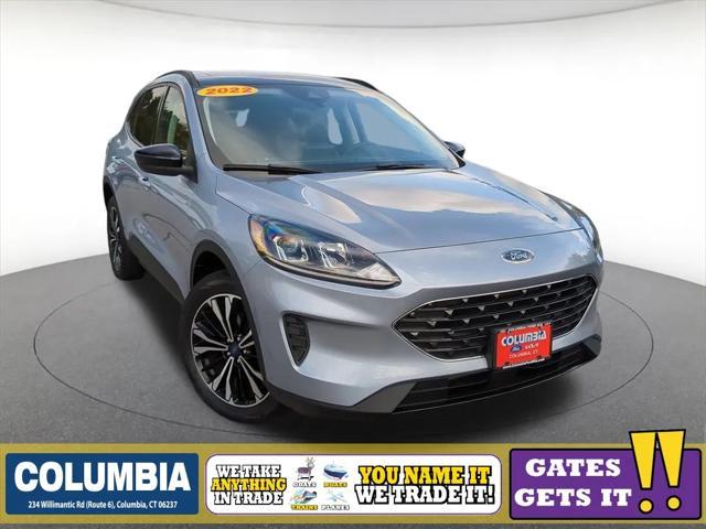 2022 ford escape se