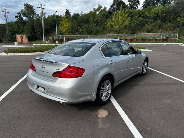 2013 infiniti g37x base