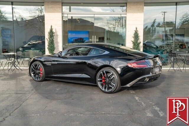 2016 aston martin vanquish