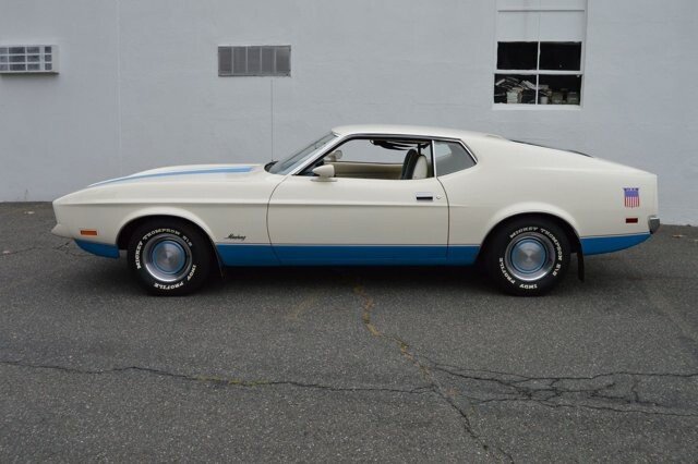 1972 ford mustang fastback