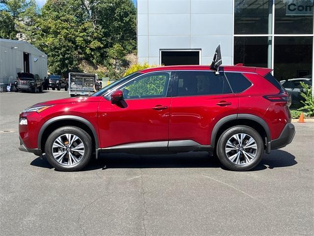 2021 nissan rogue sv