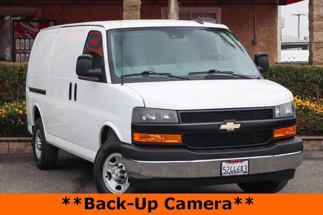 2020 chevrolet express 2500 rwd 2500 regular wheelbase wt