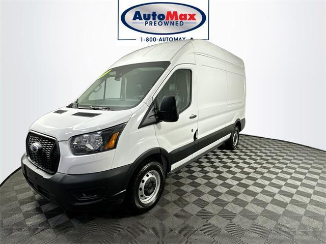 2023 ford transit-250 base