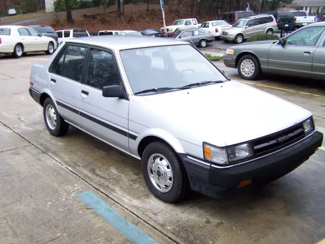 a-very-clean-rock-solid-le-pkg-cold-ac-all-org-ps-pb-auto-overdrive-4d-value-car