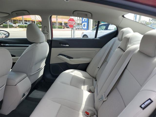 2021 nissan altima 2.5 sv