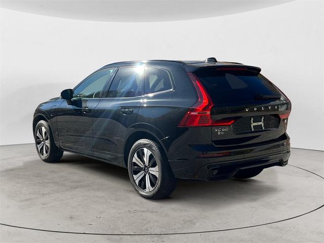 2024 volvo xc60 recharge plug-in hybrid t8 plus dark theme