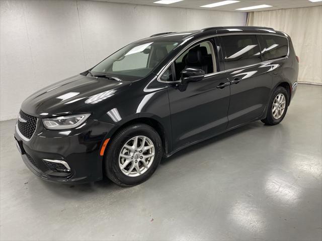 2022 chrysler pacifica touring l