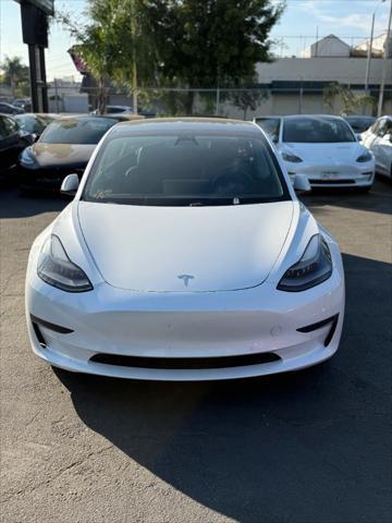 2019 tesla model 3 mid range